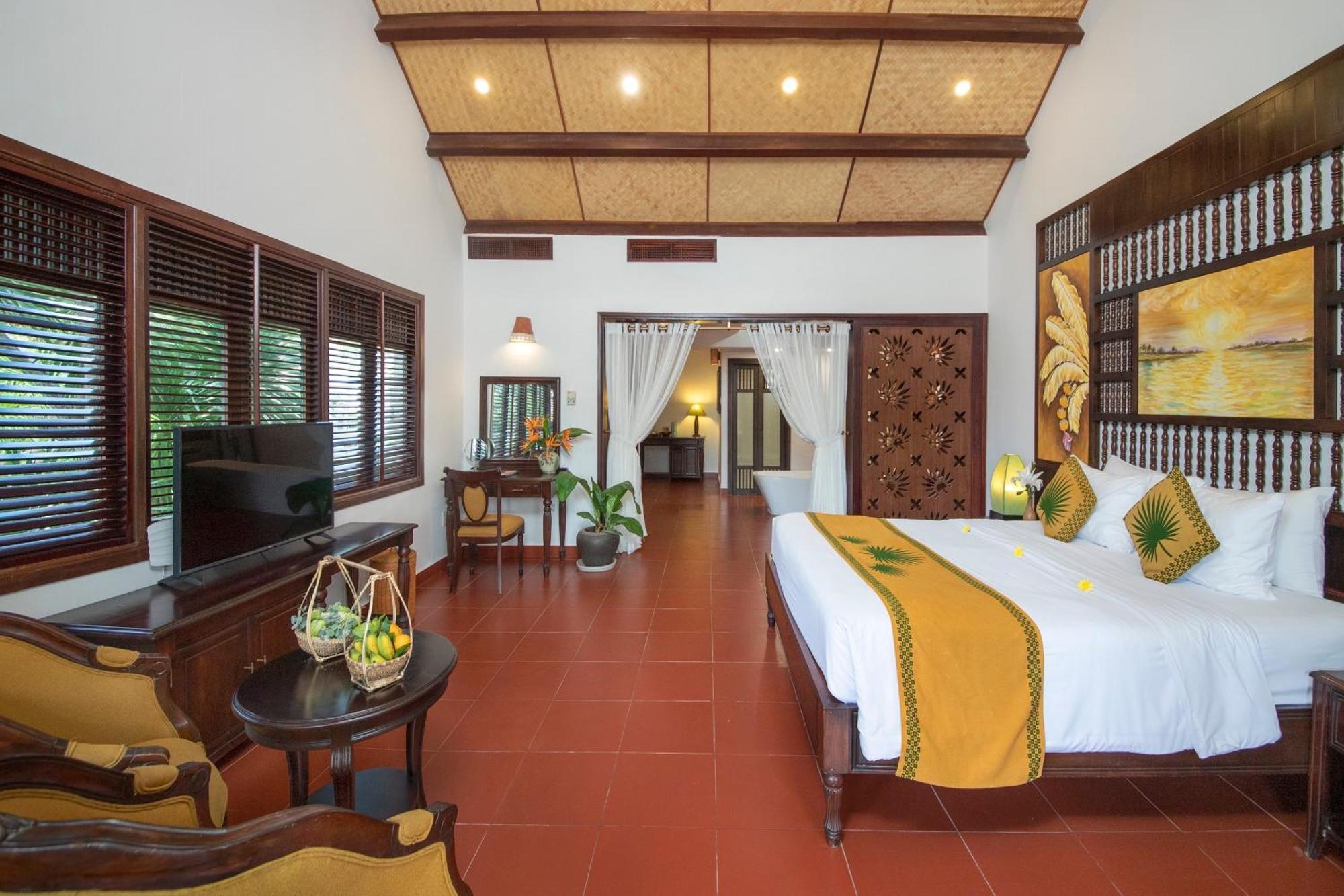 Palm Garden Beach Resort & Spa Hoi An Exterior foto A room at the resort