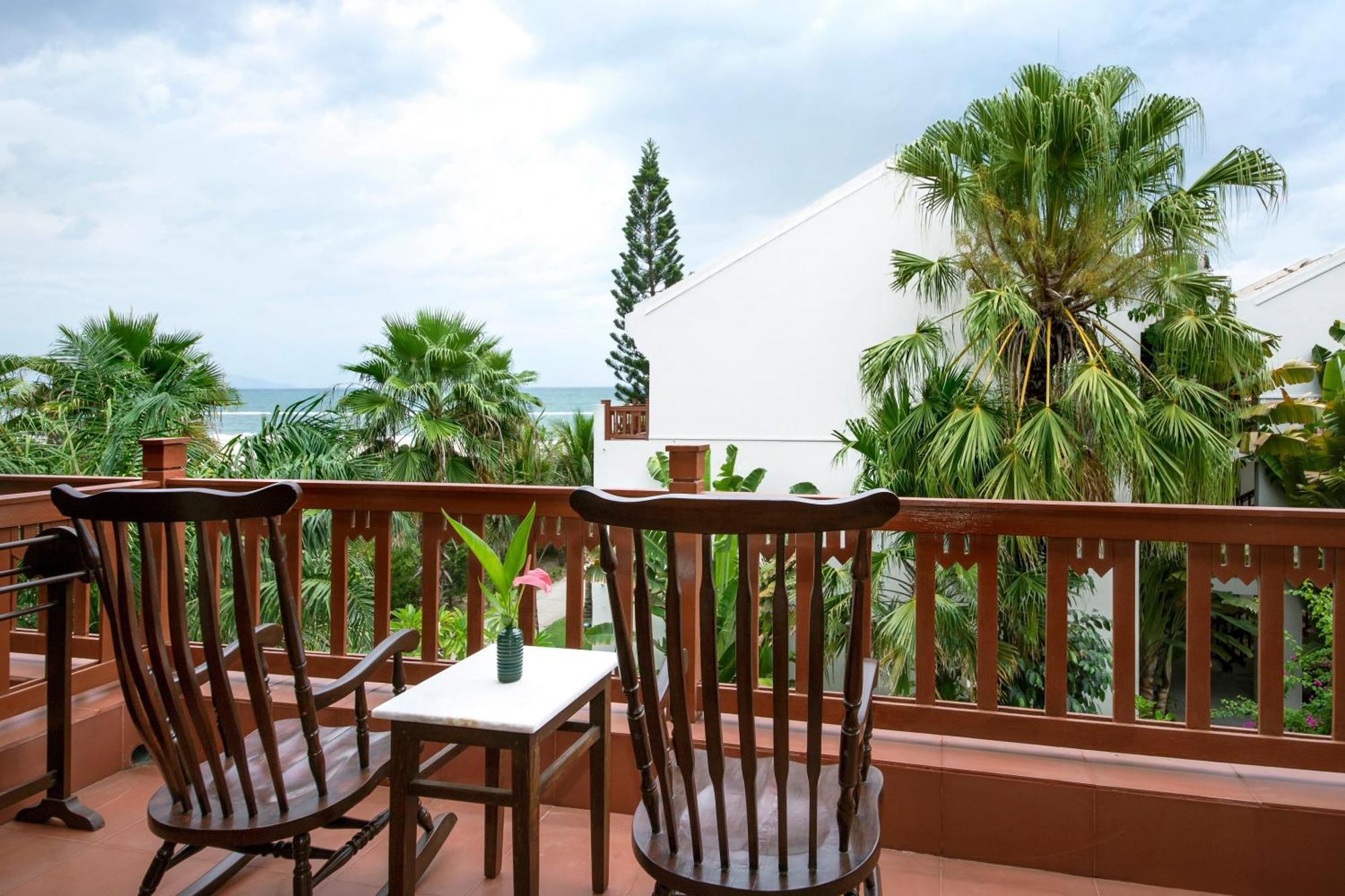 Palm Garden Beach Resort & Spa Hoi An Exterior foto A balcony