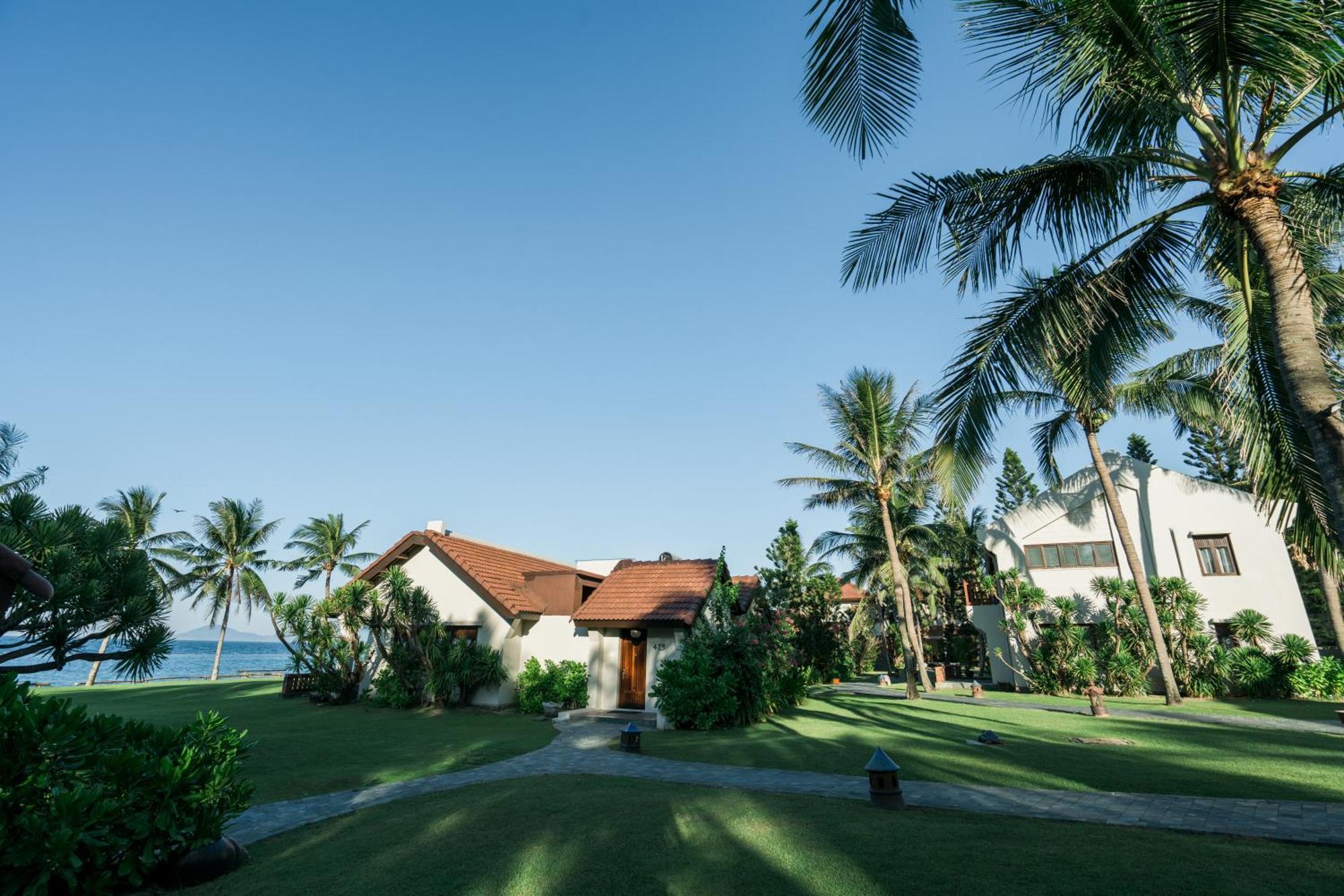Palm Garden Beach Resort & Spa Hoi An Exterior foto The Bayview Villas